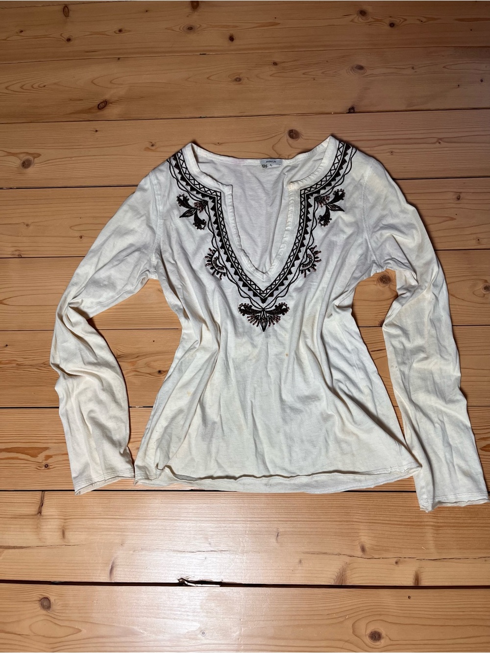 Embroidered V-Neck Long Sleeve Women's Top - White with Black Detail